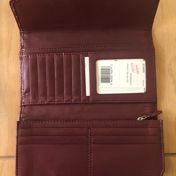 Coach Wallet - Picture 2 of 4